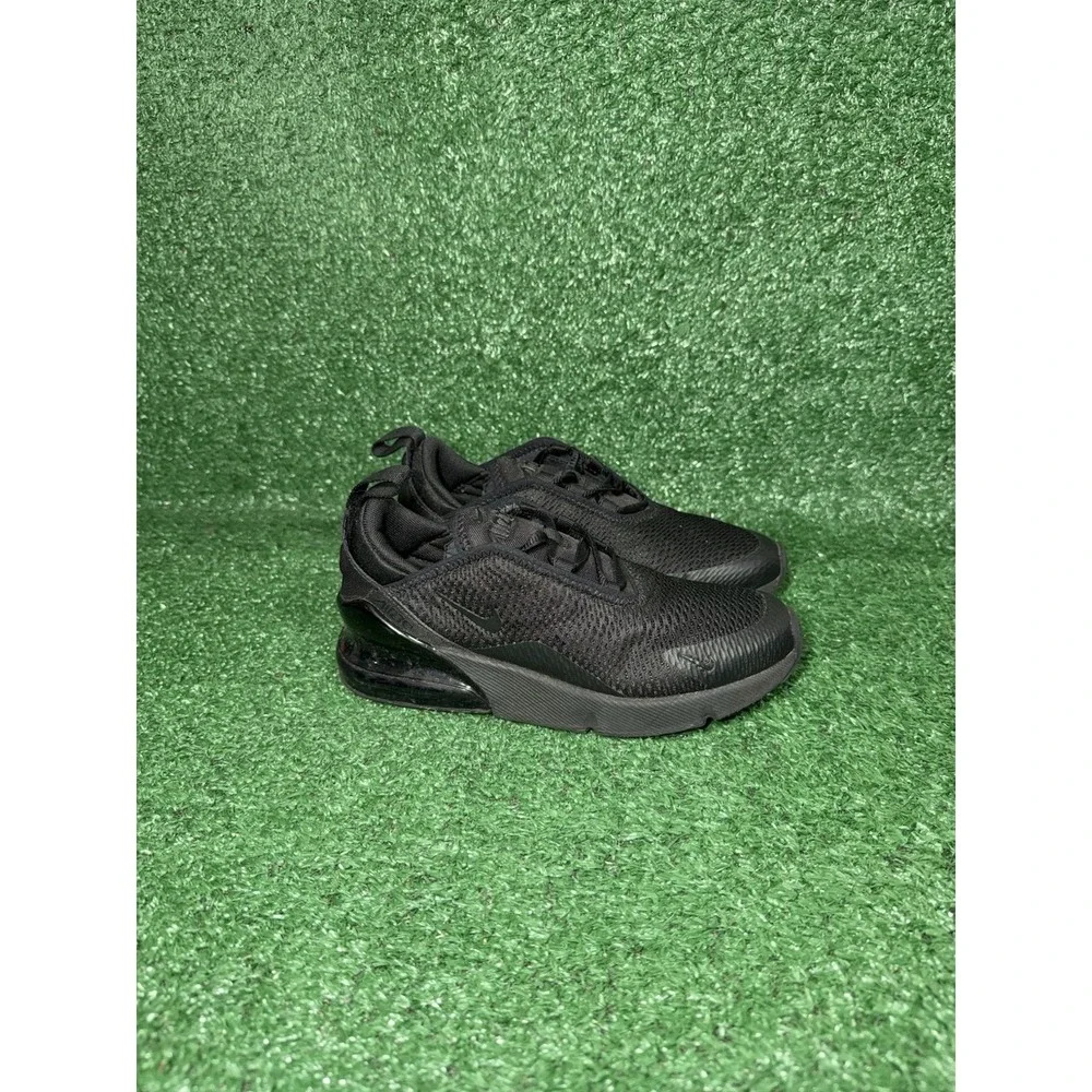 Nike Air Max 270 Kids Size 2.5Y Black Running Shoes Comfort Sneakers AO2372-006
